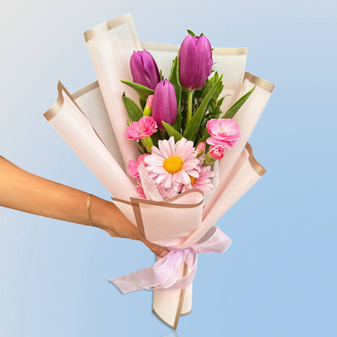 ramo de 3 tulipanes lilas